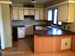 996 62nd St, Pullman, MI 49450 photo 5