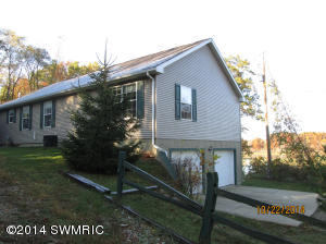 19075 S River Rd, Three Rivers, MI 49093 photo 2