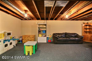 120 Circle Dr, Marshall, MI 49068 photo 20