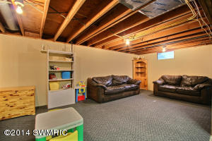 120 Circle Dr, Marshall, MI 49068 photo 22