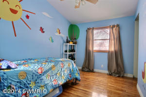 120 Circle Dr, Marshall, MI 49068 photo 17
