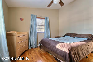 120 Circle Dr, Marshall, MI 49068 photo 14