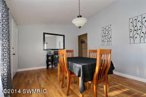 120 Circle Dr, Marshall, MI 49068 photo 8
