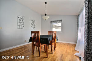 120 Circle Dr, Marshall, MI 49068 photo 7