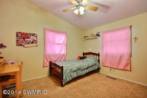 120 Circle Dr, Marshall, MI 49068 photo 18