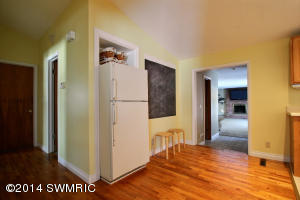 120 Circle Dr, Marshall, MI 49068 photo 11