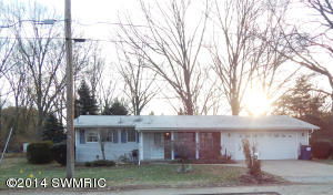 1613 Collier Dr W, Whitehall, MI 49461 photo 1