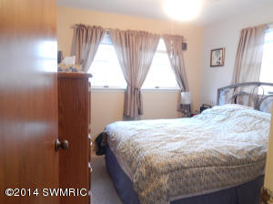1613 Collier Dr W, Whitehall, MI 49461 photo 10