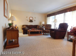 1613 Collier Dr W, Whitehall, MI 49461 photo 9