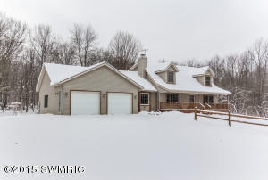 678 E 128th, Grant, MI 49327 photo 2