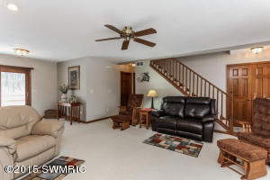 678 E 128th, Grant, MI 49327 photo 5