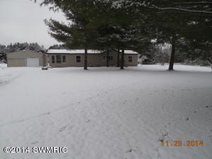 8314 River Rd, Evart, MI 49631 photo 1