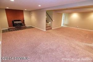 1664 Springbrook Dr, Jenison, MI 49428 photo 14