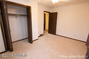 1664 Springbrook Dr, Jenison, MI 49428 photo 8