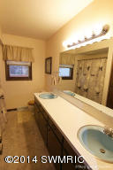 1664 Springbrook Dr, Jenison, MI 49428 photo 12