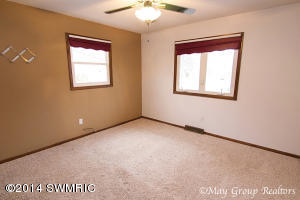 1664 Springbrook Dr, Jenison, MI 49428 photo 9