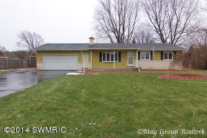 1664 Springbrook Dr, Jenison, MI 49428 photo 1