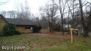 56825 Riga Dr, Three Rivers, MI 49093 photo 1