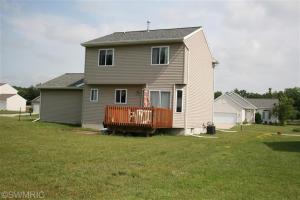 375 Pineview Dr, Belding, MI 48809 photo 17