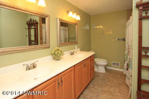 777 Miller Rd, Plainwell, MI 49080 photo 12