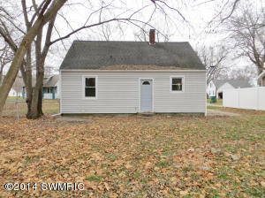 816 S Hooker Ave, Three Rivers, MI 49093 photo 10