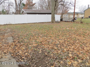 816 S Hooker Ave, Three Rivers, MI 49093 photo 9