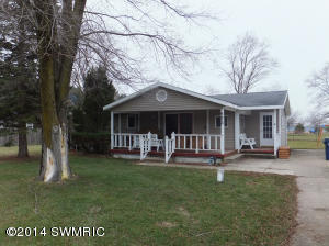 6620 Dennison Rd, Plainwell, MI 49080 photo 1