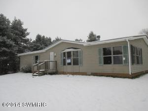 483 Cameron Ct, Pullman, MI 49450 photo 1