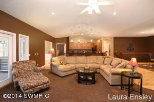 6761 Dumon, Belding, MI 48809 photo 4