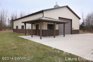 6761 Dumon, Belding, MI 48809 photo 32