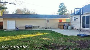 911 Maple St, Three Rivers, MI 49093 photo 7