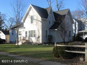 235 Marshall, Coldwater, MI 49036 photo 3