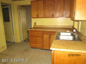 345 E Second St, Constantine, MI 49042 photo 5