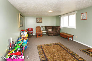507 M-89, Plainwell, MI 49080 photo 12