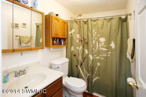 507 M-89, Plainwell, MI 49080 photo 11