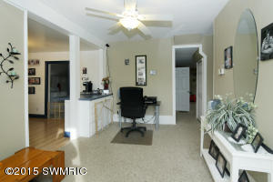 215 S Constantine St, Three Rivers, MI 49093 photo 6