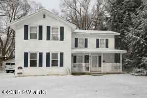 215 S Constantine St, Three Rivers, MI 49093 photo 2