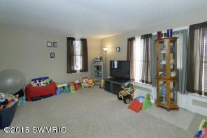 215 S Constantine St, Three Rivers, MI 49093 photo 14