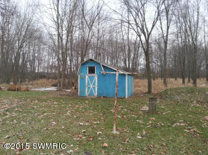 196 Valley Ln, Coldwater, MI 49036 photo 3