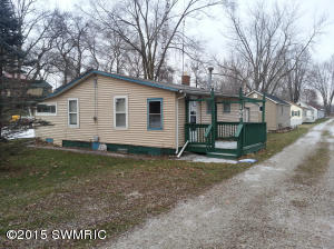 196 Valley Ln, Coldwater, MI 49036 photo 2