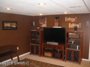 8564 Grainery Rd SE, Caledonia, MI 49316 photo 14