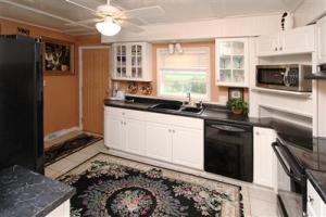 818 106th Ave, Plainwell, MI 49080 photo 3