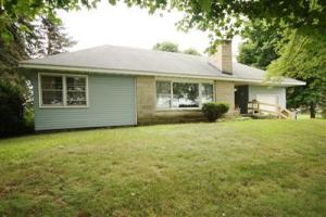 818 106th Ave, Plainwell, MI 49080 photo 1