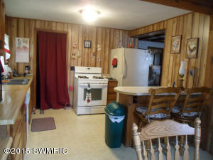 313 Railroad St, Reading, MI 49274 photo 4