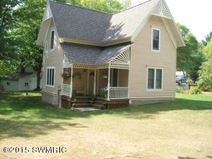 8322 Third St, Onekama, MI 49675 photo 5
