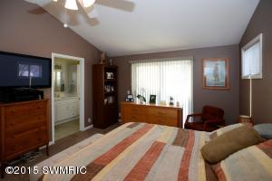 657 W Bridge St, Plainwell, MI 49080 photo 13