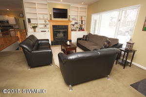 930 Spaulding Ave SE, Ada, MI 49301 photo 4