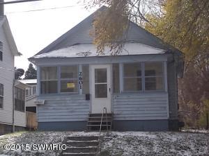 2601 E Ganson, Jackson, MI 49202 photo 1