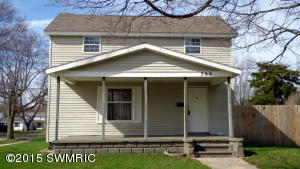 309 E Wayne St, Dowagiac, MI 49047 photo 1