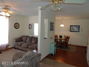 309 E Wayne St, Dowagiac, MI 49047 photo 11